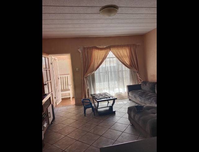 3 BEDROOM PROPERTY TO RENT IN REWLATCH